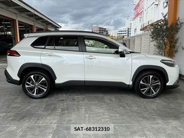 Toyota COROLLA CROSS 2022-01 8779782-11