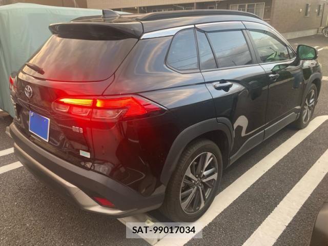 Toyota COROLLA CROSS 2023-11 8795545-3