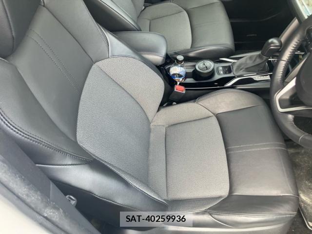 Toyota COROLLA CROSS 2022-04 8795533-19