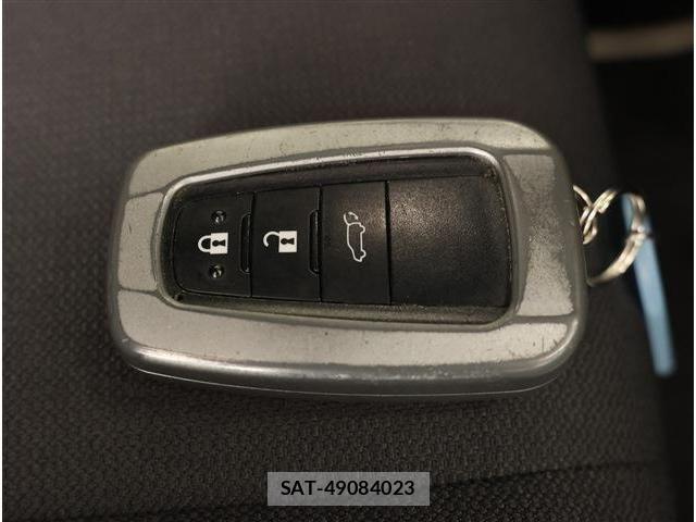 Toyota COROLLA CROSS 2023-10 8795543-16