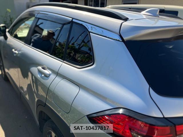 Toyota COROLLA CROSS 2022-08 8828306-9