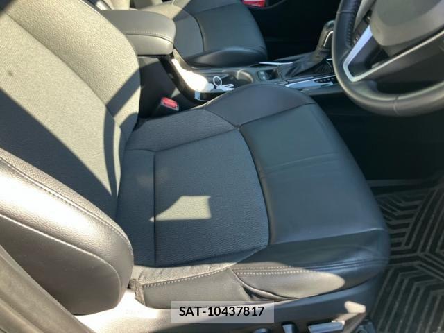 Toyota COROLLA CROSS 2022-08 8828306-11