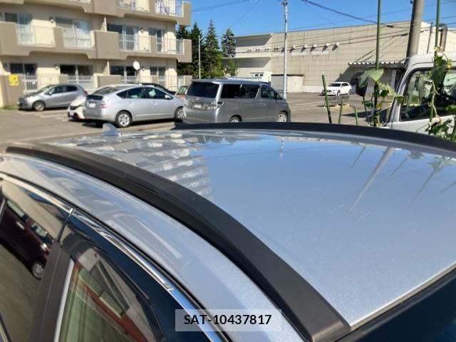 Toyota COROLLA CROSS 2022-08 8828306-5
