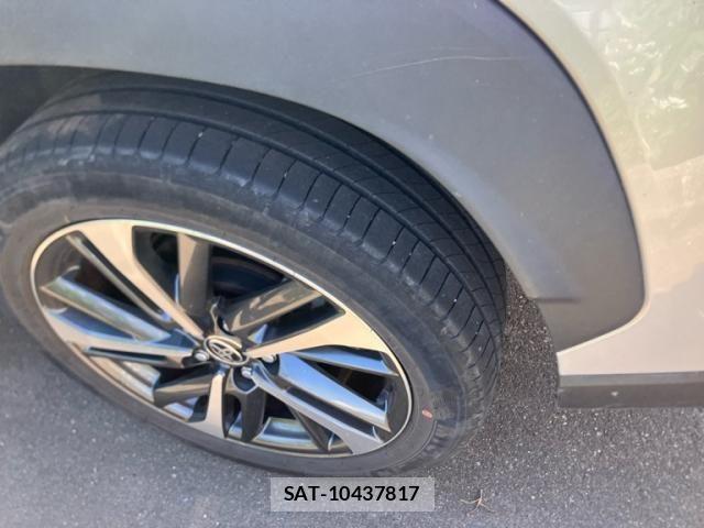 Toyota COROLLA CROSS 2022-08 8828306-8