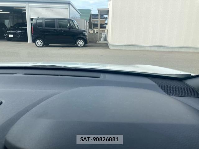 Toyota COROLLA CROSS 2022-03 8828297-16