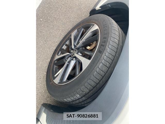 Toyota COROLLA CROSS 2022-03 8828297-25