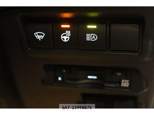 Toyota COROLLA CROSS 2025-09 8828286-13