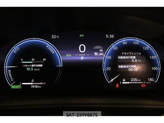 Toyota COROLLA CROSS 2025-09 8828286-28