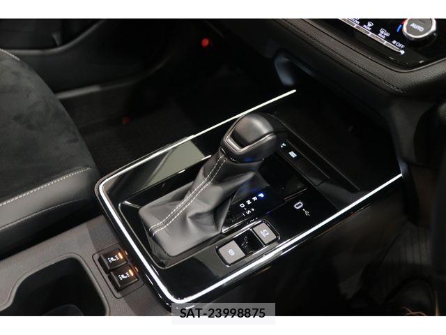 Toyota COROLLA CROSS 2025-09 8828286-7