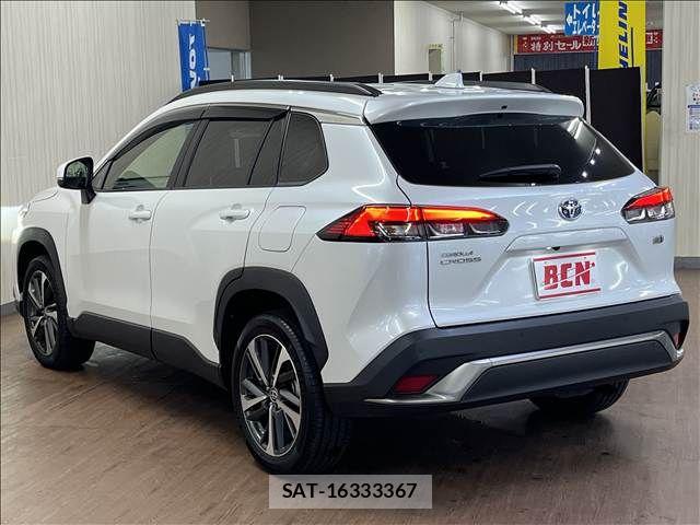 Toyota COROLLA CROSS 2024-01 8828304-6