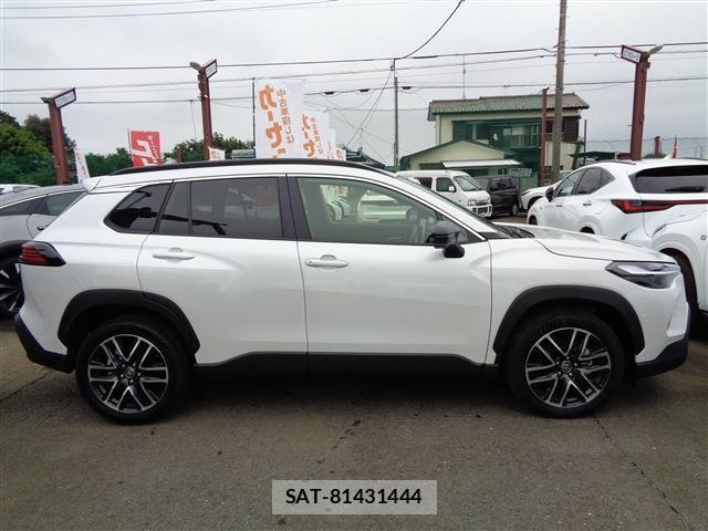 Toyota COROLLA CROSS 2025-08 8828291-3