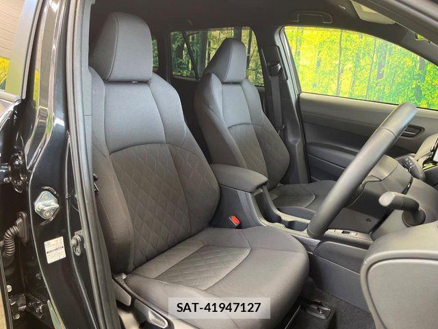 Toyota COROLLA CROSS 2026-05 8828292-8