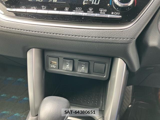 Toyota COROLLA CROSS 2021-12 8828307-17