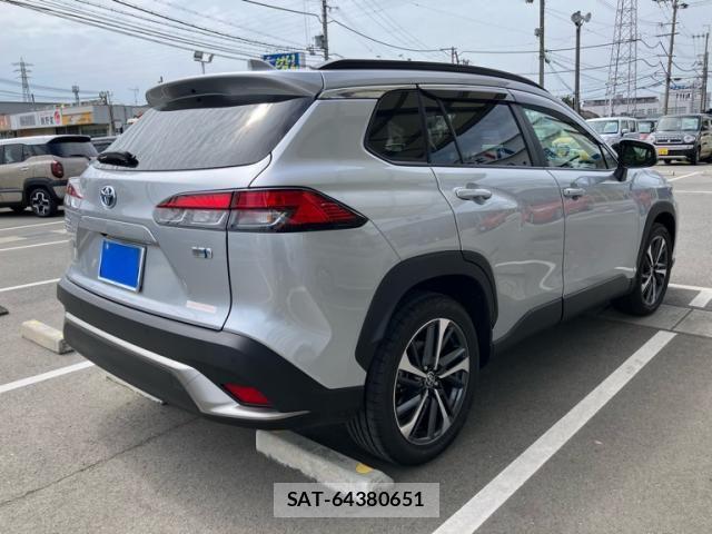 Toyota COROLLA CROSS 2021-12 8828307-3