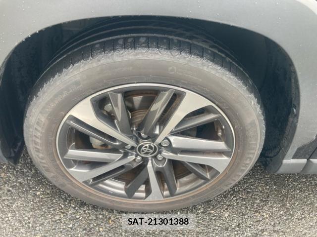 Toyota COROLLA CROSS 2022-02 8828289-7