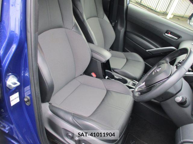 Toyota COROLLA CROSS 2021-10 8828308-10