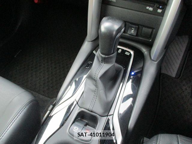 Toyota COROLLA CROSS 2021-10 8828308-25