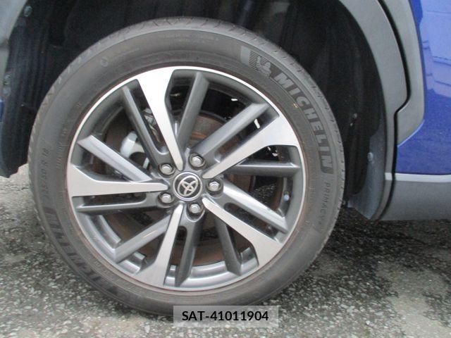 Toyota COROLLA CROSS 2021-10 8828308-26