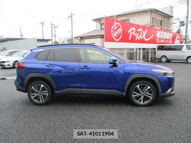 Toyota COROLLA CROSS 2021-10 8828308-7