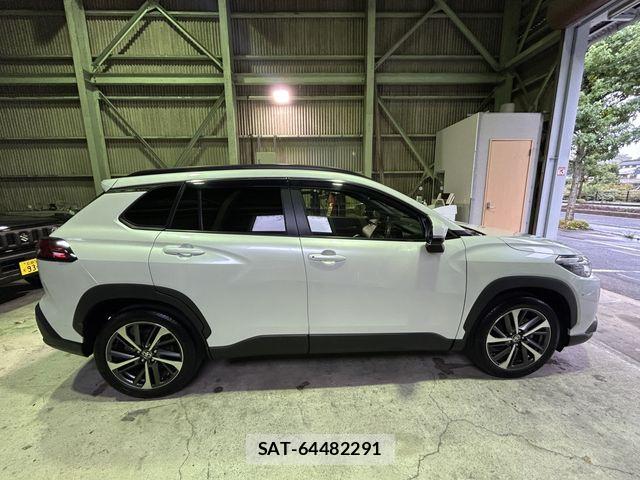Toyota COROLLA CROSS 2023-12 8848509-2