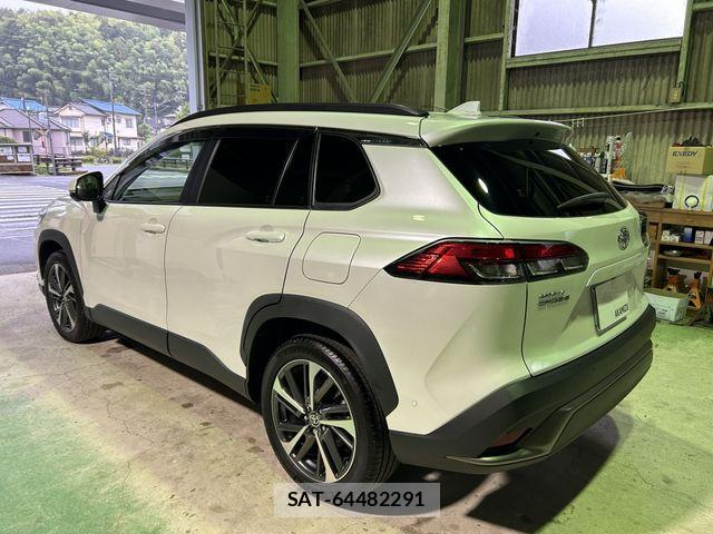 Toyota COROLLA CROSS 2023-12 8848509-5
