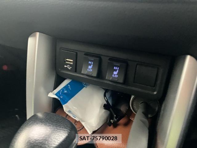 Toyota COROLLA CROSS 2021-11 8848513-19
