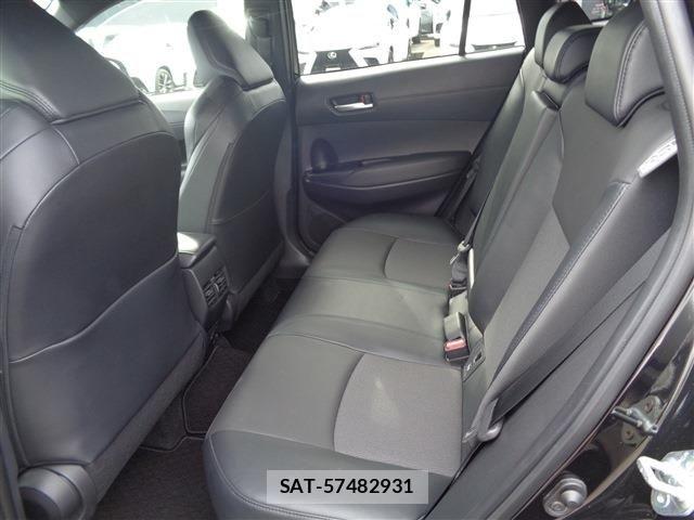 Toyota COROLLA CROSS 2025-04 8870671-11