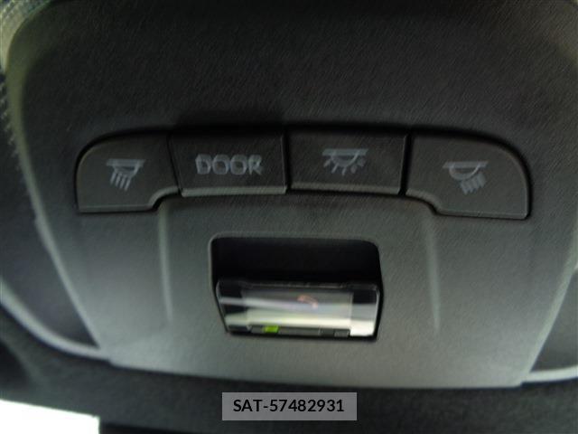 Toyota COROLLA CROSS 2025-04 8870671-18