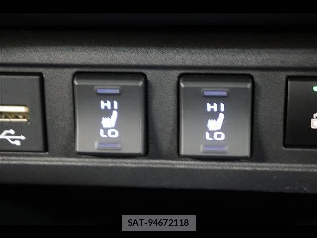 Toyota COROLLA CROSS 2022-11 8879157-5