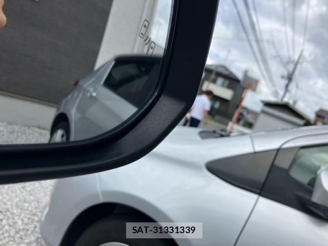 Toyota COROLLA CROSS 2023-03 8879162-19