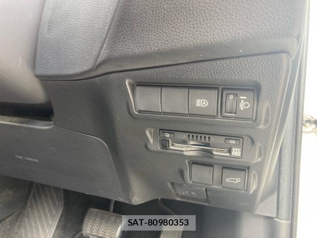 Toyota COROLLA CROSS 2021-11 8879161-14