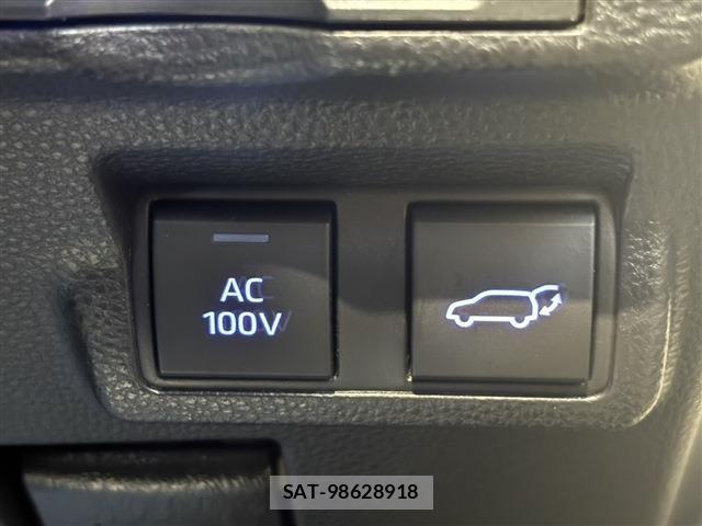 Toyota COROLLA CROSS 2021-11 8883436-24