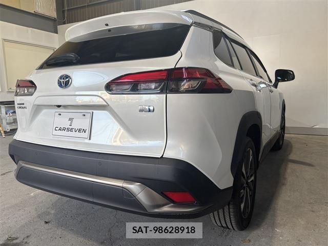 Toyota COROLLA CROSS 2021-11 8883436-5