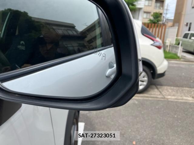 Toyota COROLLA CROSS 2022-07 8883439-11