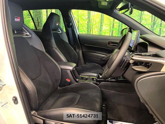 Toyota COROLLA CROSS 2026-07 8883431-14