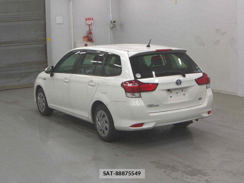 Toyota COROLLA FIELDER 2018 932066-2