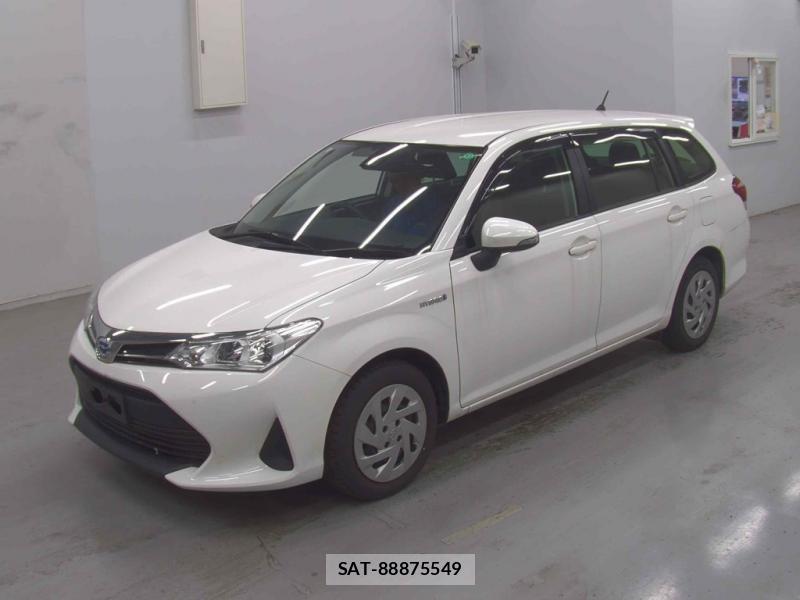 Toyota COROLLA FIELDER 2018 932066-3