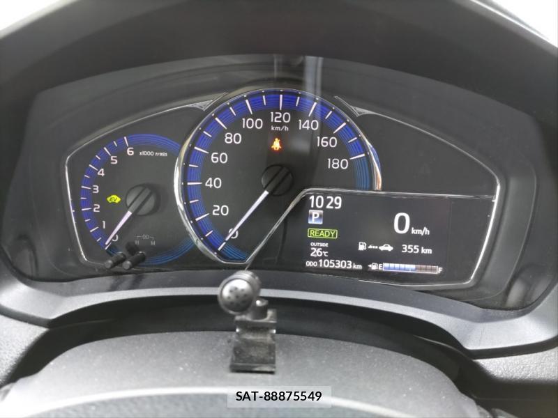 Toyota COROLLA FIELDER 2018 932066-4
