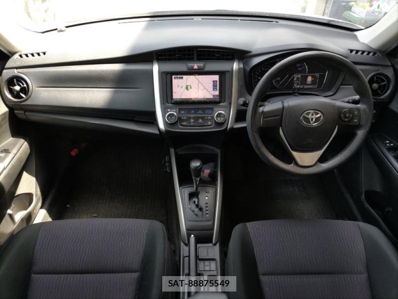 Toyota COROLLA FIELDER 2018 932066-5