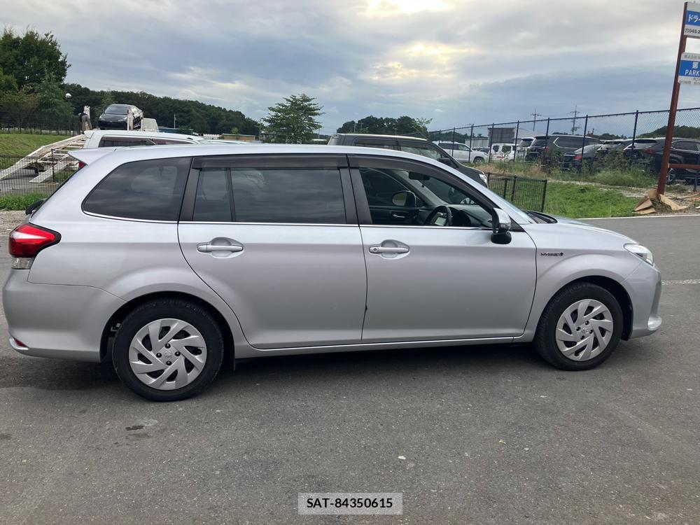 Toyota COROLLA FIELDER 2018 1277469-1