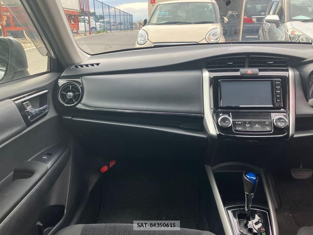 Toyota COROLLA FIELDER 2018 1277469-20