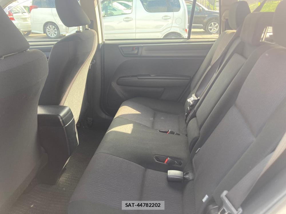 Toyota COROLLA FIELDER 2018 1298863-9