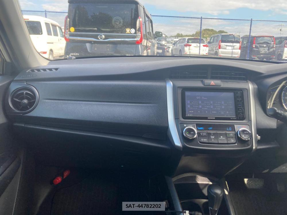 Toyota COROLLA FIELDER 2018 1298863-17