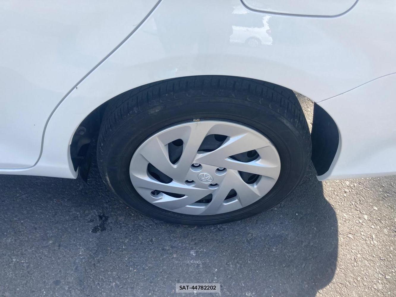 Toyota COROLLA FIELDER 2018 1298863-32