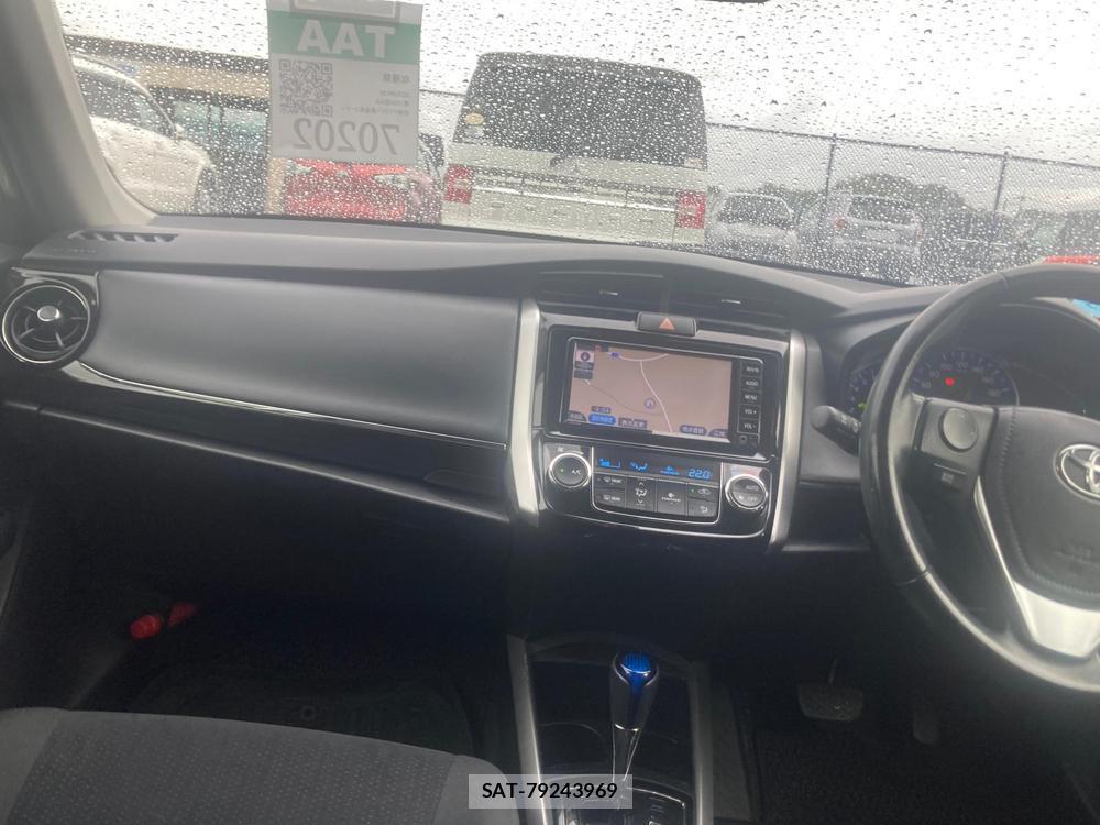 Toyota COROLLA FIELDER 2018 1298857-12