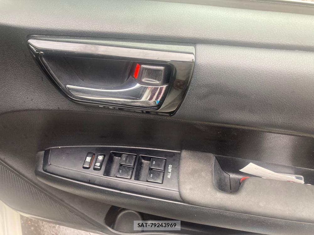 Toyota COROLLA FIELDER 2018 1298857-20