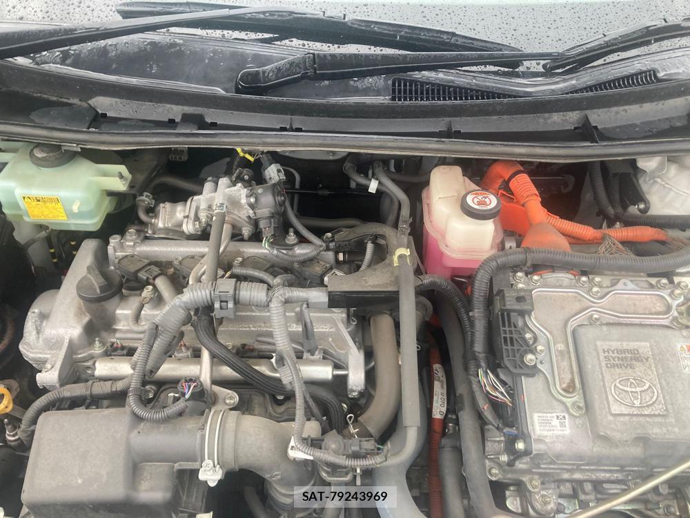 Toyota COROLLA FIELDER 2018 1298857-30