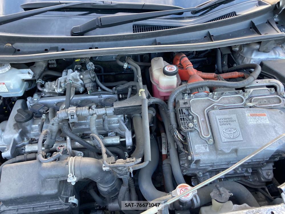 Toyota COROLLA FIELDER 2018 1297058-30