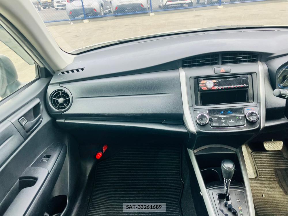 Toyota COROLLA FIELDER 2019 1300113-18