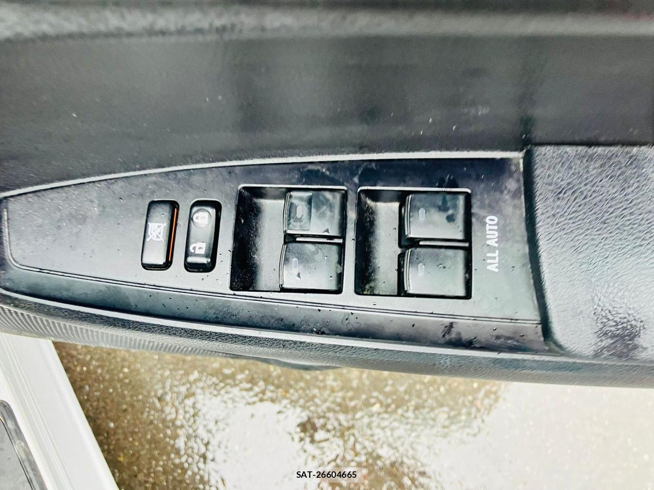 Toyota COROLLA FIELDER 2018 1300063-21
